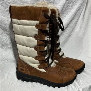 Timberland Women's Tan and Cream Winter Boots